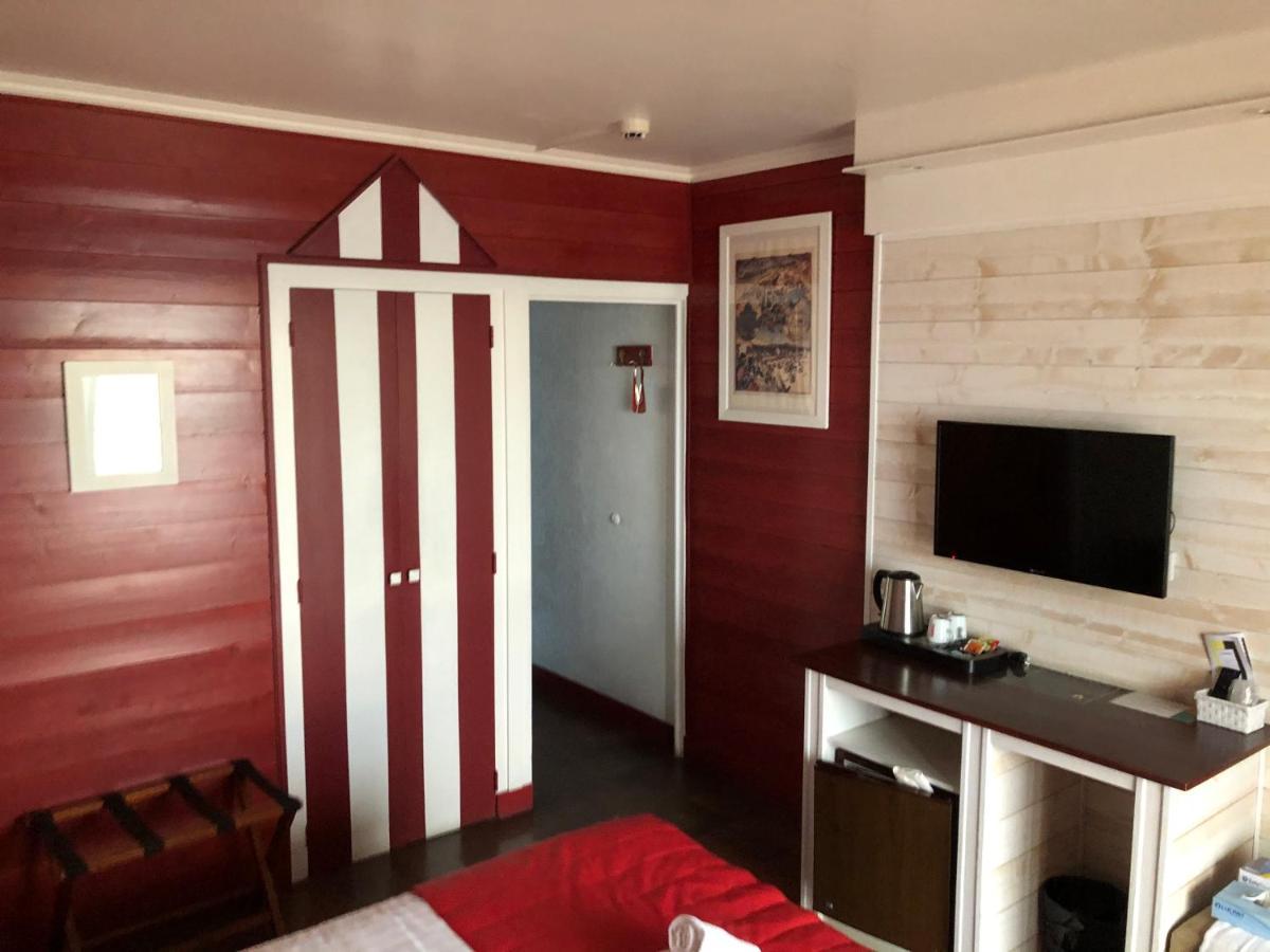 Hotel Le Christina La Baule-Escoublac ภายนอก รูปภาพ