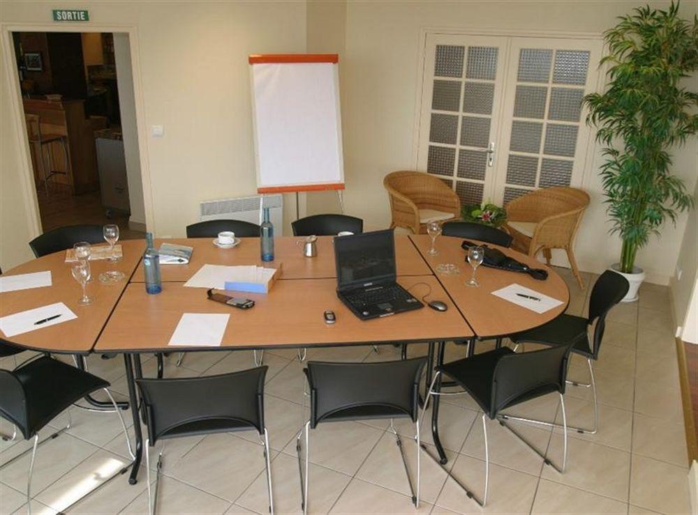 Hotel Le Christina La Baule-Escoublac ภายนอก รูปภาพ
